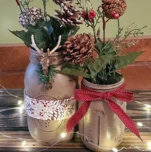 Farmhouse Rustic Holiday Distressed Mason Jars Set